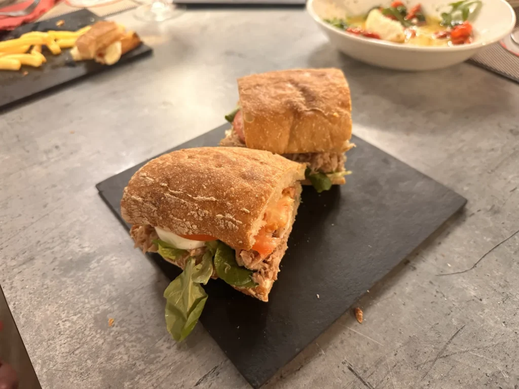 Bocadillo Mediterráneo – Corner Club, Platja d'Aro